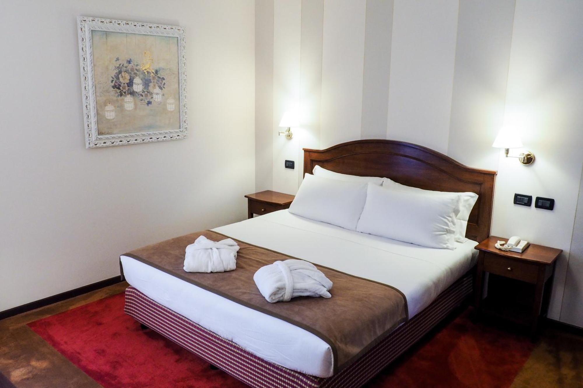Relais Santo Stefano Hotel Sandigliano Exterior photo