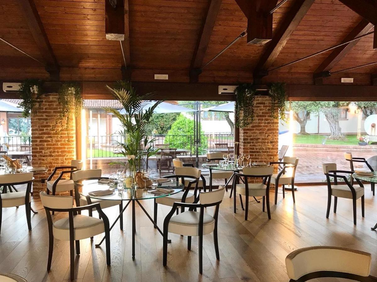 Relais Santo Stefano Hotel Sandigliano Exterior photo