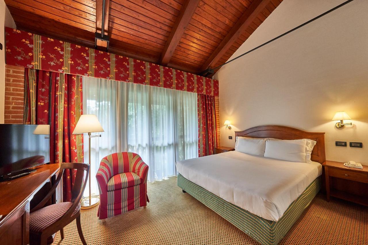 Relais Santo Stefano Hotel Sandigliano Exterior photo