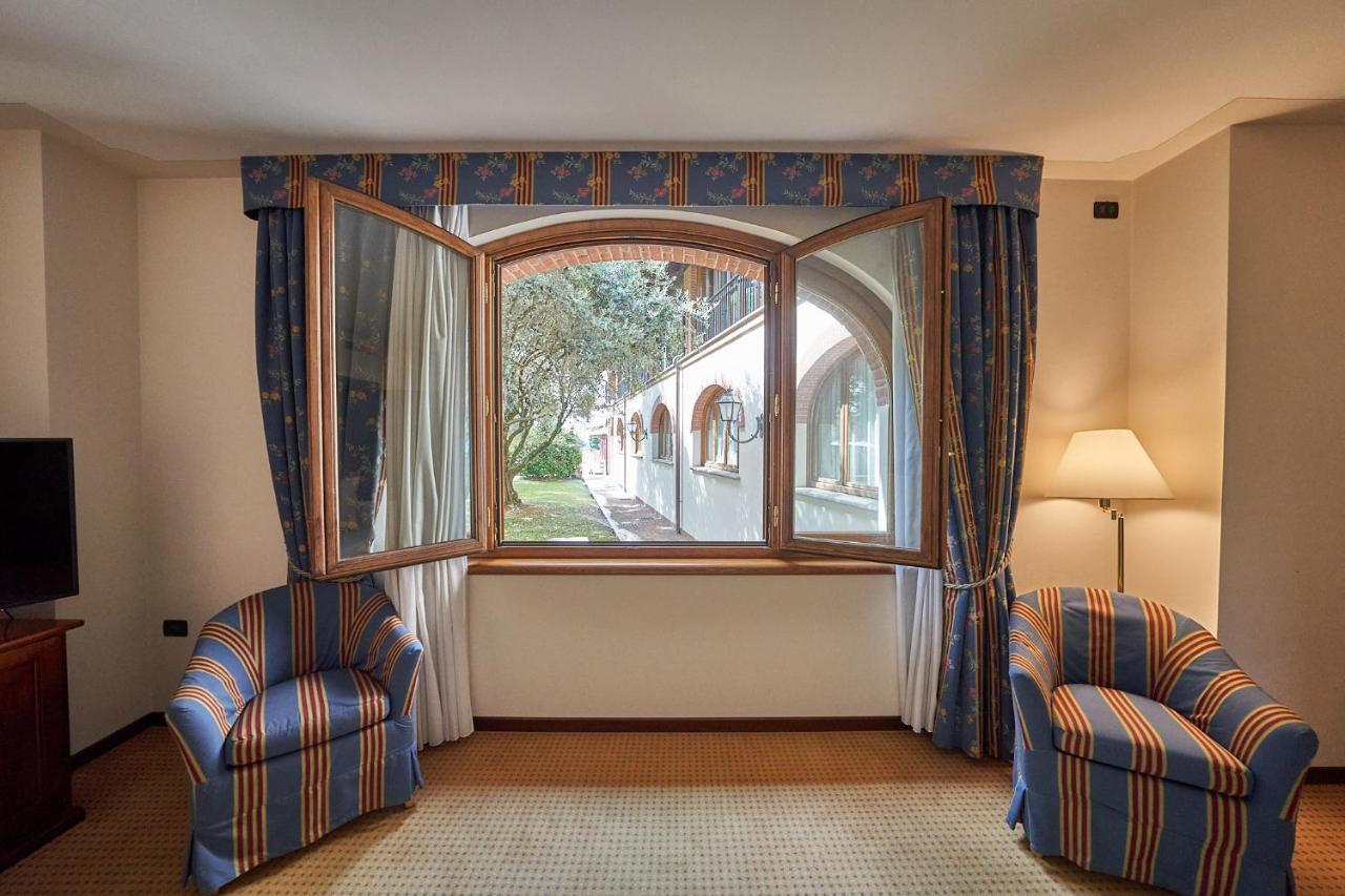 Relais Santo Stefano Hotel Sandigliano Exterior photo